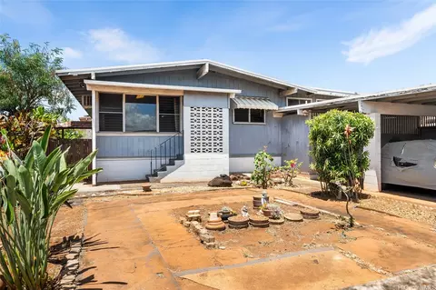 94-1302 Kahuanui St, Waipahu, HI 96797