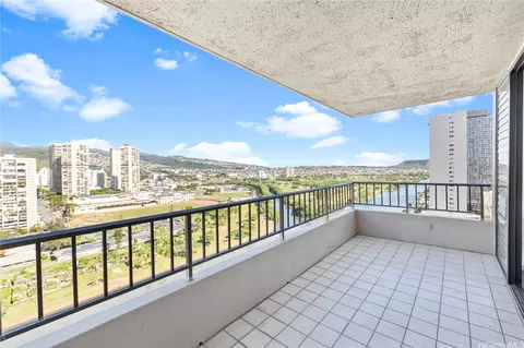 2121 Ala Wai Blvd #2206, Honolulu, HI 96815