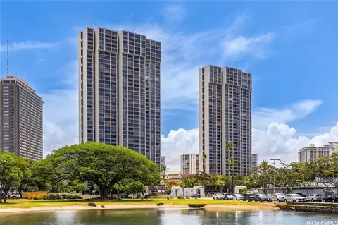 1650 Ala Moana Blvd #2411, Honolulu, HI 96815