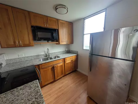 46-270 Kahuhipa St #A619, Kaneohe, HI 96744