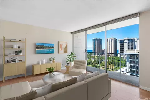 1925 Kalakaua Ave #1902, Honolulu, HI 96815