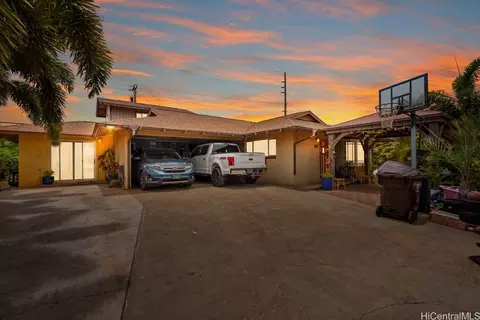 110 Aoloa Loop, Kahului, HI 96732