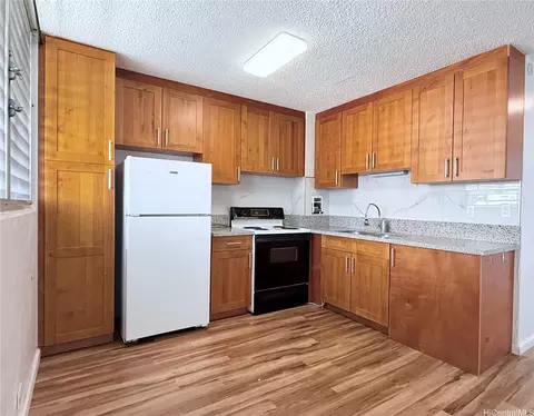 1452 Liholiho St #501, Honolulu, HI 96822