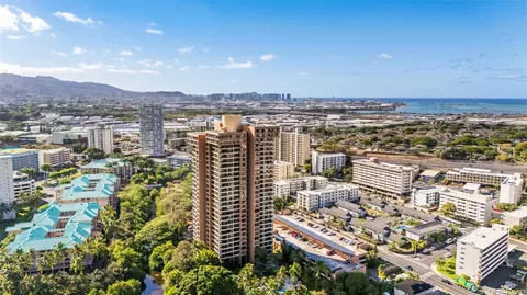 5333 Likini St #1105, Honolulu, HI 96818