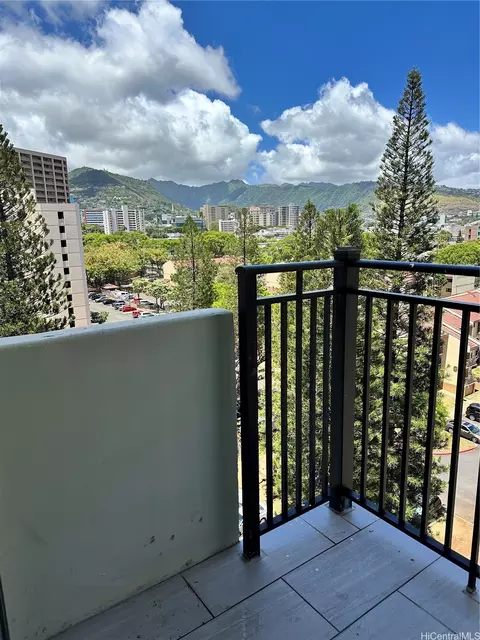 1610 Kanunu St #902, Honolulu, HI 96814