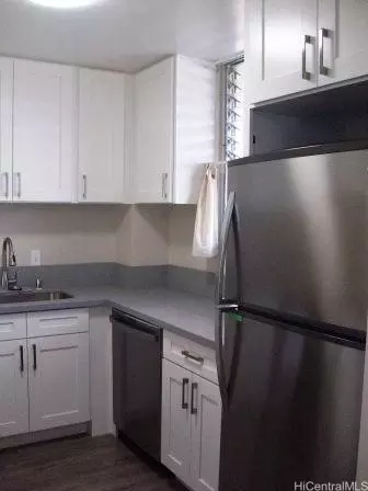1634 Nuuanu Ave #201, Honolulu, HI 96817