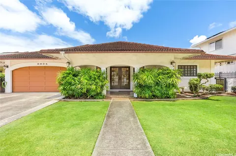 2934 Woodlawn Dr, Honolulu, HI 96822
