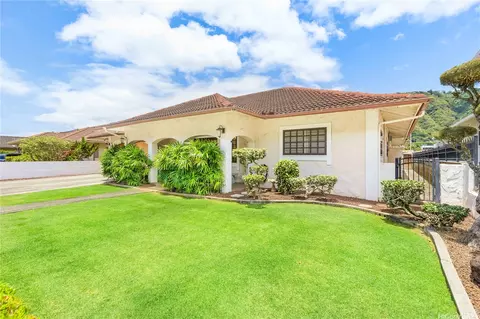 2934 Woodlawn Dr, Honolulu, HI 96822