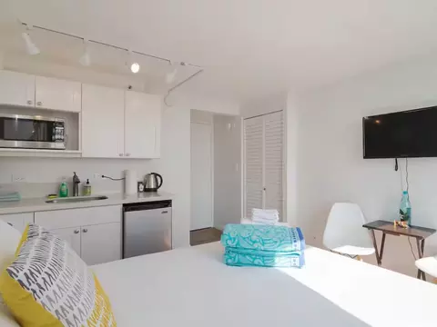 444 Niu St #3804, Honolulu, HI 96815