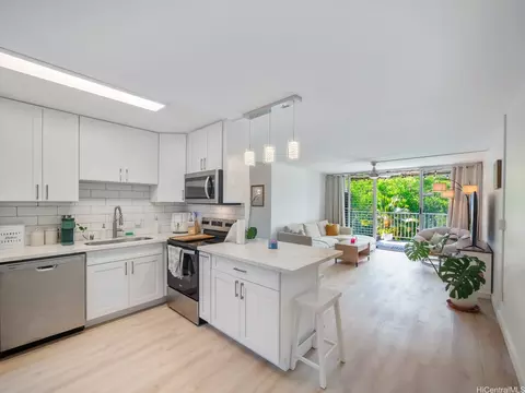 95-2035 Waikalani Pl #B306, Mililani, HI 96789