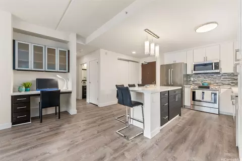 400 Keawe St #305, Honolulu, HI 96813