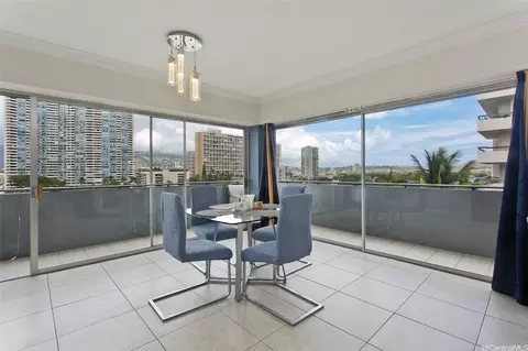 2015 Ala Wai Blvd #8A, Honolulu, HI 96815