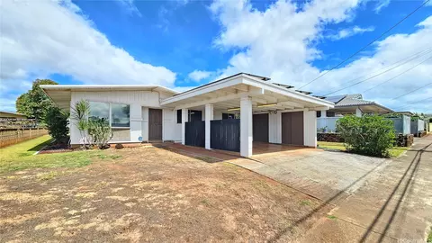 1418 Kuahaka St, Pearl City, HI 96782