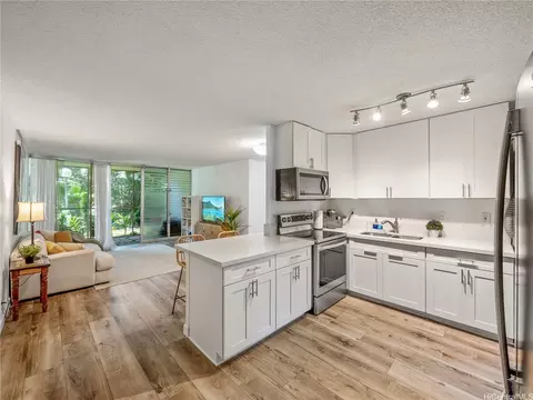 95-227 Waikalani Dr #A102, Mililani, HI 96789