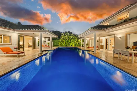 11 Niuhi St, Honolulu, HI 96821