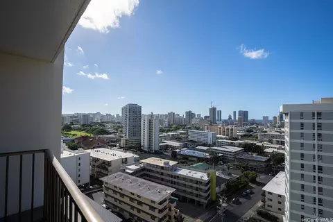 1630 Liholiho St #1403, Honolulu, HI 96822