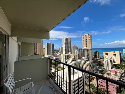 2440 Kuhio Ave #2106, Honolulu, HI 96815