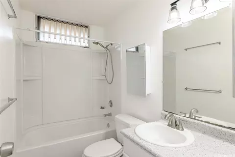 95-273 Waikalani Dr #D1102, Mililani, HI 96789