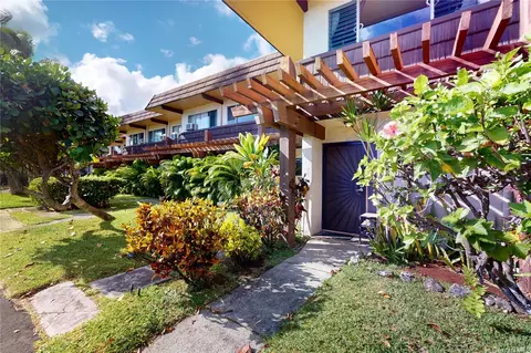 444 Lunalilo Home Rd #407, Honolulu, HI 96825