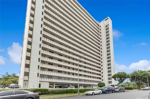 1160 Ala Napunani St #806, Honolulu, HI 96818