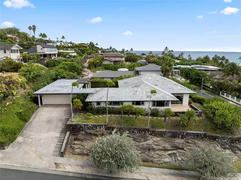 57 Moloaa St, Honolulu, HI 96825