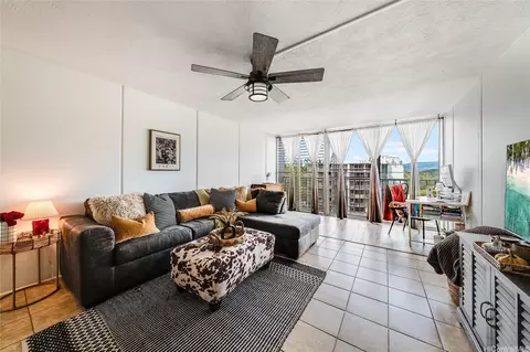 95-61 Waikalani Dr #D903, Mililani, HI 96789