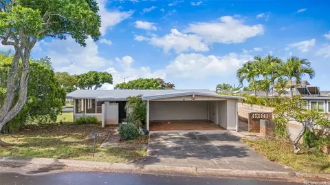 2093 Aaniu Loop, Pearl City, HI 96782