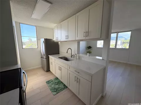 633 Nalanui St #401, Honolulu, HI 96817