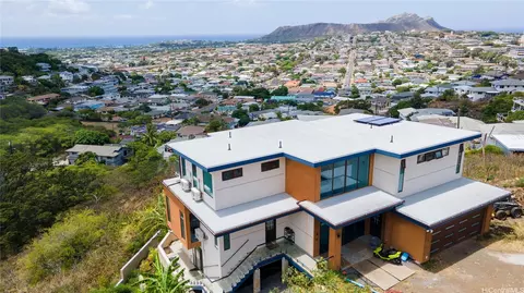 3841 Pukalani Pl, Honolulu, HI 96816