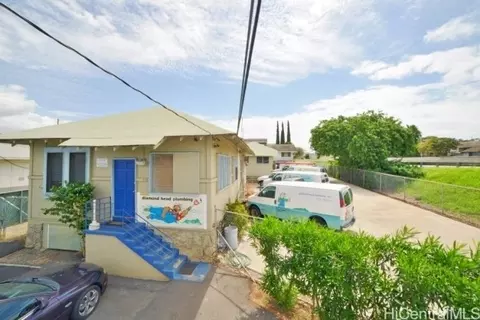 1039 11th Ave, Honolulu, HI 96816