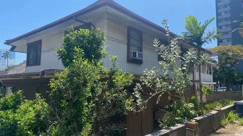 914 Kinau St, Honolulu, HI 96814