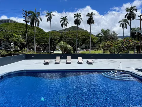 1615 Wilder Ave #604, Honolulu, HI 96822