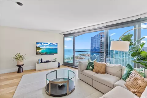 1108 Auahi St #3103, Honolulu, HI 96814