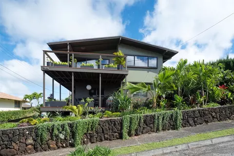 1875 Kualono St, Honolulu, HI 96817