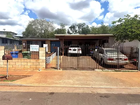 94-078 Hulahe St, Waipahu, HI 96797