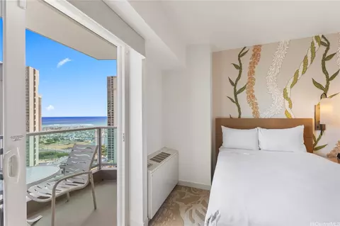 410 Atkinson Dr #2120, Honolulu, HI 96814