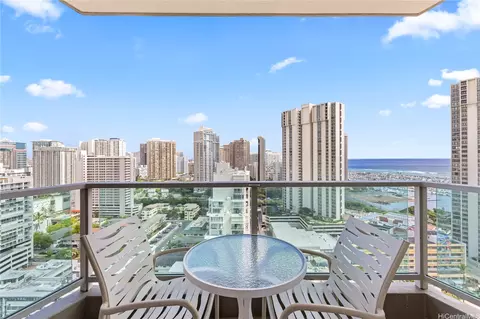410 Atkinson Dr #2120, Honolulu, HI 96814