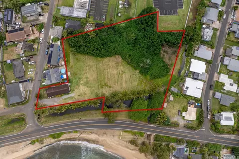 200 Kamehameha Hwy, Hauula, HI 96717
