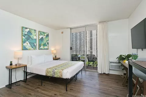 1920 Ala Moana Blvd #1002, Honolulu, HI 96815