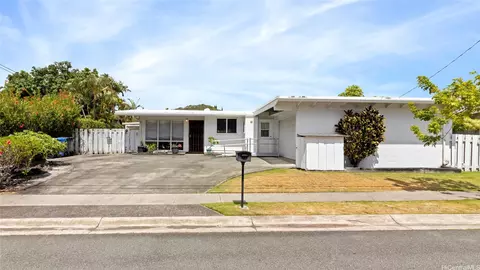 1392 Kahili St, Kailua, HI 96734