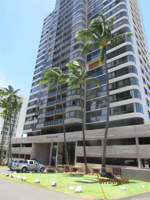2724 Kahoaloha Ln #1607, Honolulu, HI 96826