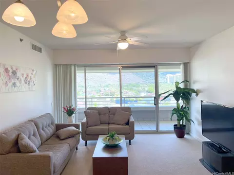 1 Keahole Pl #2607, Honolulu, HI 96825