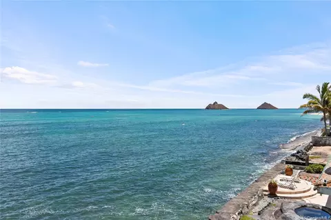 734 Mokulua Dr, Kailua, HI 96734