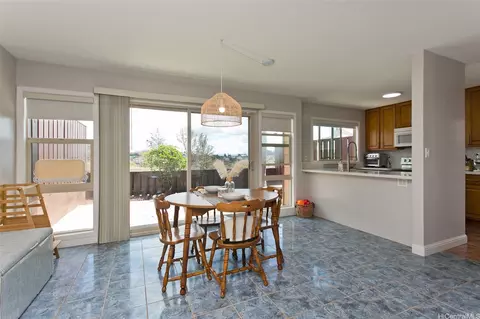 92-1335 Panana St #60, Kapolei, HI 96707