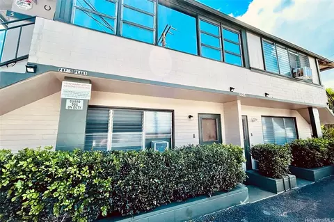 2908 Varsity Cir, Honolulu, HI 96826