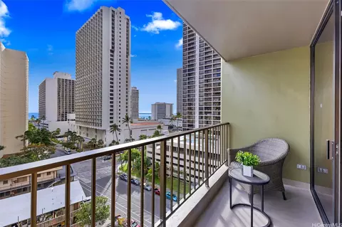 229 Paoakalani Ave #1004, Honolulu, HI 96815