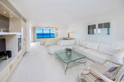 1650 Ala Moana Blvd #3901, Honolulu, HI 96815