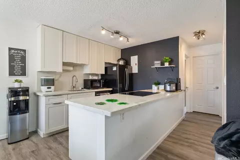 94-1336 Kulewa Loop #5U, Waipahu, HI 96797