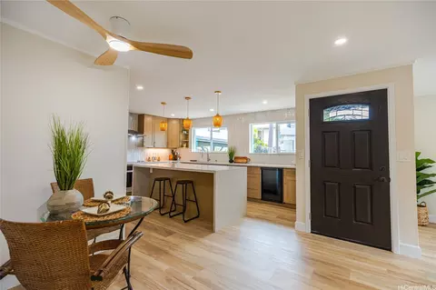 2265 Waiomao Rd, Honolulu, HI 96816