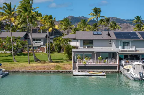 119 Koko Isle Cir #2206, Honolulu, HI 96825